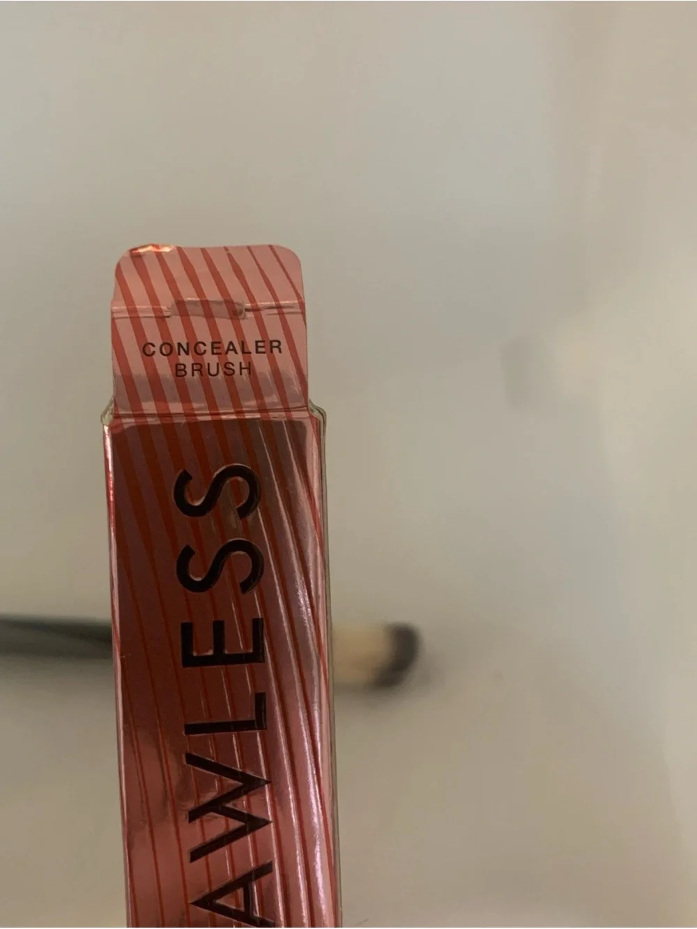 LAWLESS Concealer Brush NIB